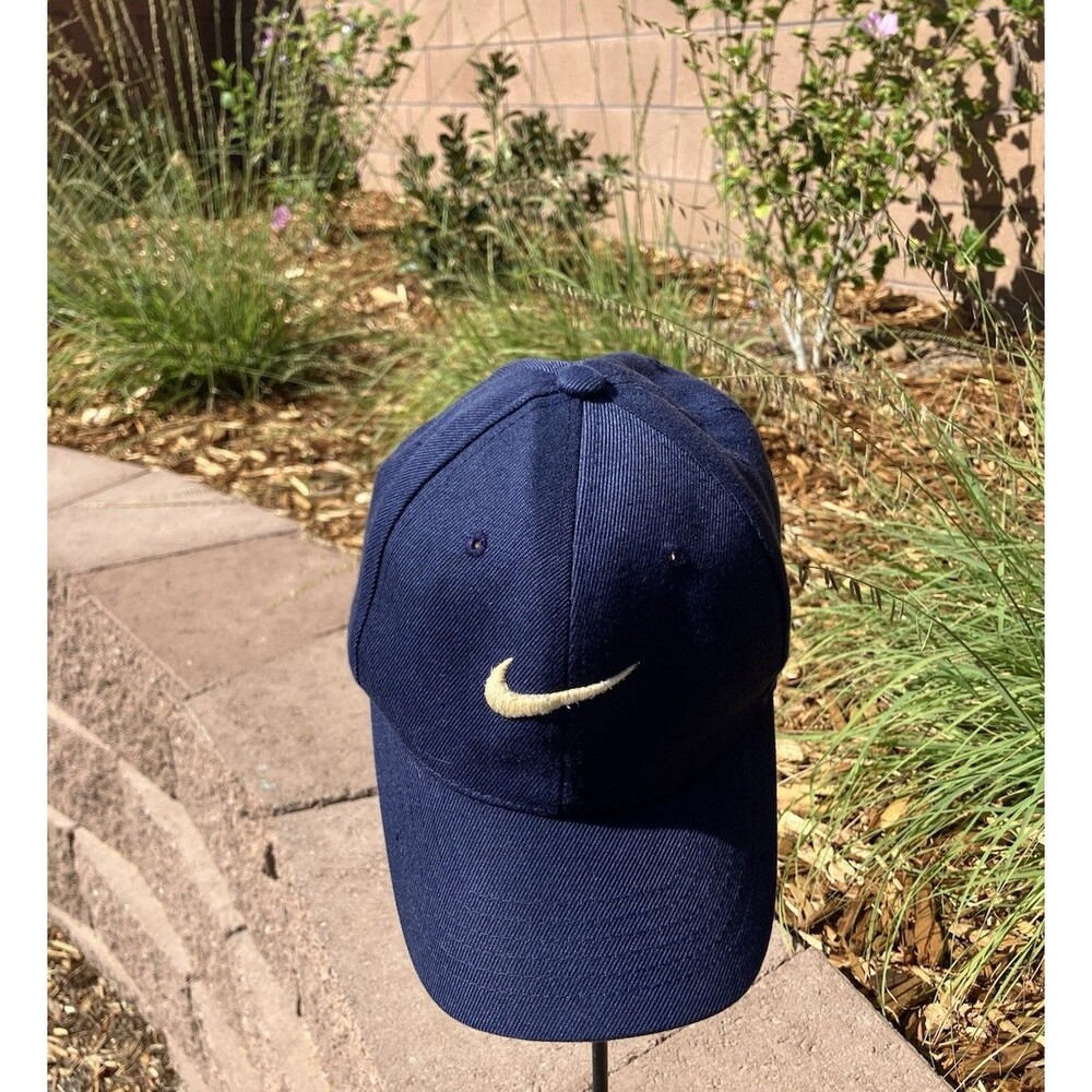 VTG 90’s Nike Adjustable Adult Hat Blue Swoosh Strapback